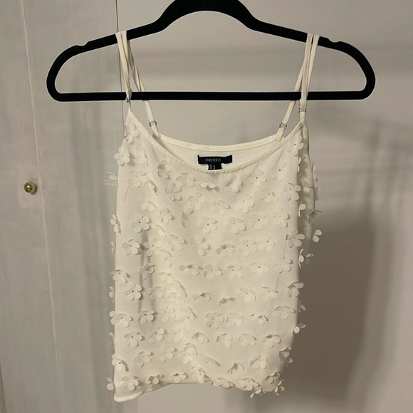 White flowery tank top from Forever 21 - Picture 1 of 1